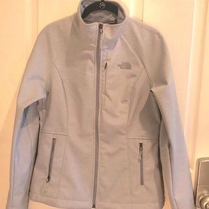 Like New Women’s North Face Apex Jacket